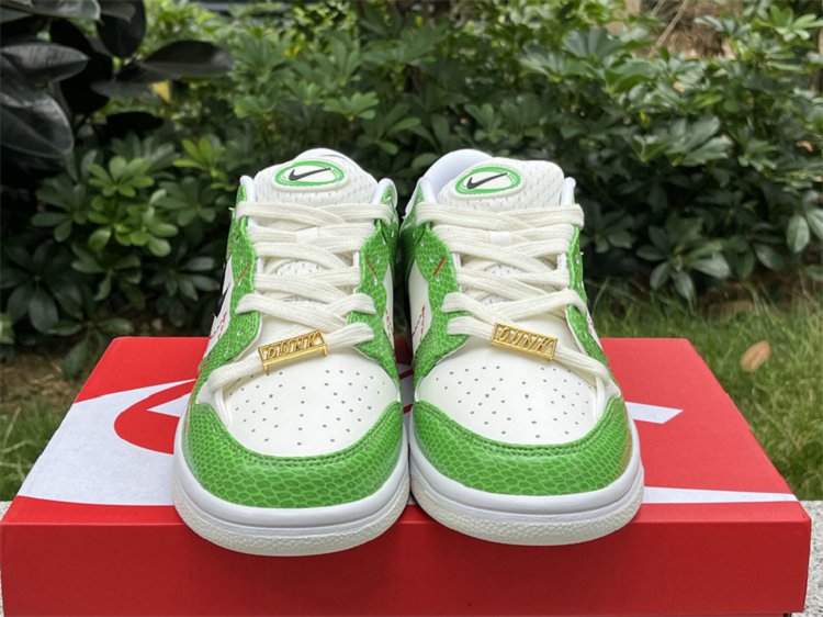Nike Dunk Low Disrupt 2 “Just Do It” (7)
